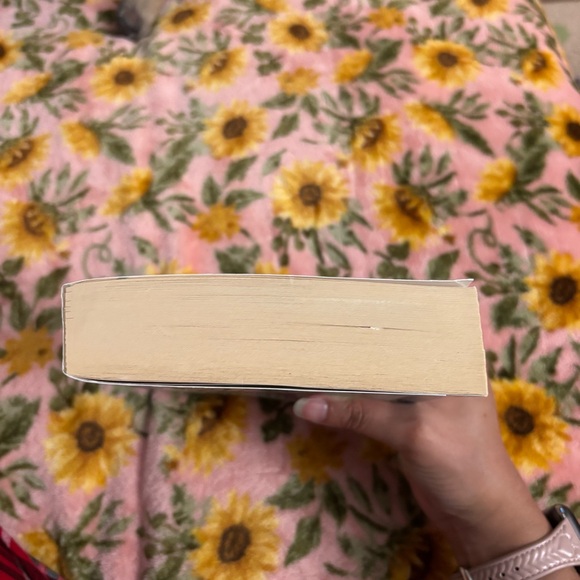 Nine Perfect Strangers - Picture 6 of 8